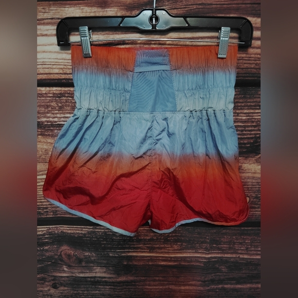 Free People Movement Shorts Size Small In Great Condition! - Picture 3 of 4